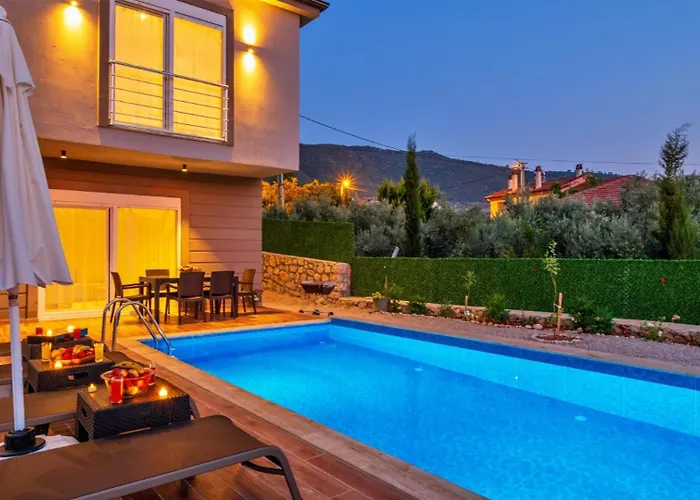 Yesilkoy 3 Bedroom فيلة