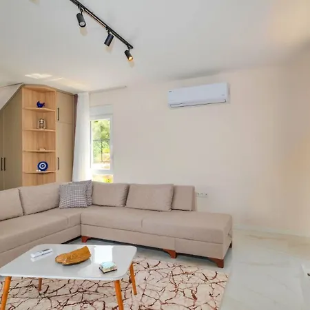 Yesilkoy 3 Bedroom 9374 Villa Kalkan