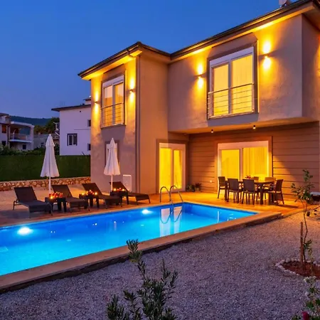 Villa Yesilkoy 3 Bedroom 9374 *