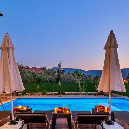 Yesilkoy 3 Bedroom 9374 Villa Kalkan
